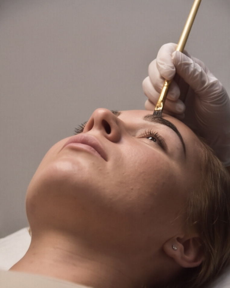 Sombreado de Cejas Henna
